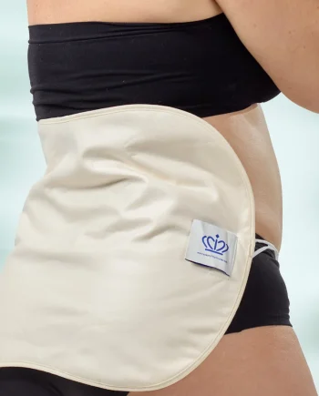 BackPack Female Model Product Pages FM 3e675fc3 ec72 4b16 9467 4a2e8c481065 (1)